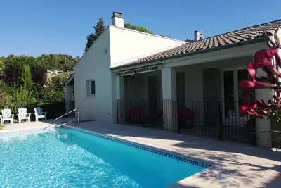 Image de Villa \"Les P'tites Pommes\" pour 6/8 personnes avec ou sans  studio