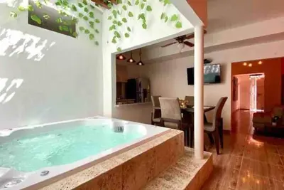 Image de 4br House in the old City Jacuzzy Ac Wifi