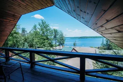 Image de Adirondack Lakeside Lodging with Beach Access & Panoramic Lakeview