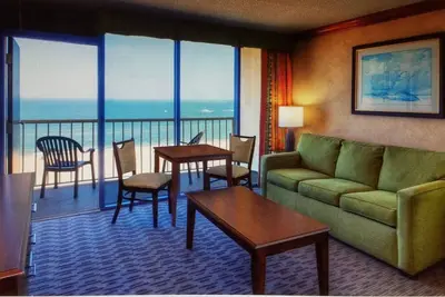 Image de Magnifique condo Va Beach Oceanfront 2br / 2b / 2 Balcon Oceanfront Oceanfront