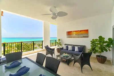 Image de Stunning Beachfront Pent-House at Cap Cana, Punta Cana