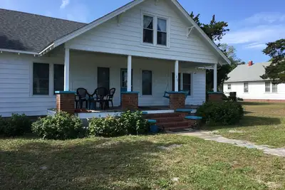 Image de Core Sound Cottage in Atlantic, Nc  with Water View