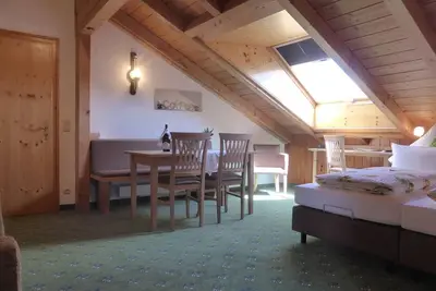 Image de Large 1-room apartment \"Hochvogel\" with optional hotel service