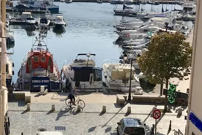 Image de T3 tout confort  plein centre de saint florent