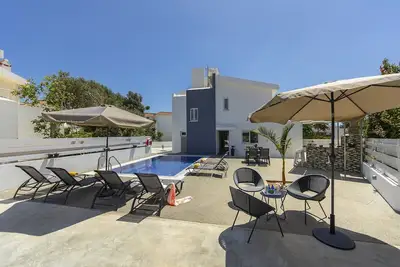 3 Bedroom Villa In Protaras