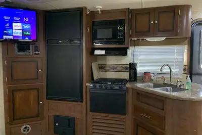 Image de Beach nice Rv Free golf cart with 4 day booking