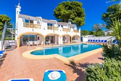 Image de Great Discounts For Winter Let, Apt B, Ground Floor 2 Bed, Sleeps 6, Shared Pool,