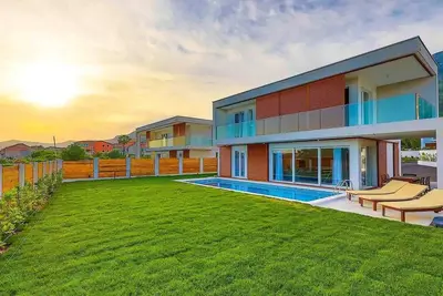 Image de Maison de vacances Kastel Gomilica pour 1 - 8 personnes avec 4 chambres à coucher - Maison de vacanc