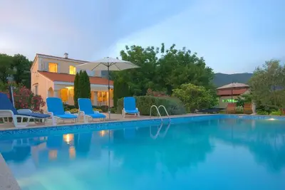 Image de Maison de vacances Green Oasis avec piscine privée