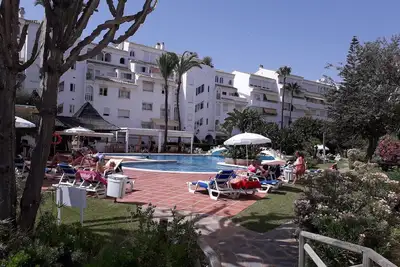 Image de Appartement tout confort au bord de la mer dans résidence privée