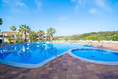 Image de 49 Presa da Moura Superbly  2 Bed Townhouse Close to Carvoeiro