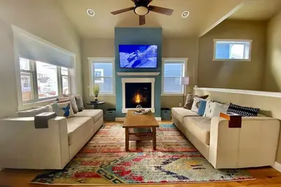 Image de Charm + Lux in the Black Hills ~ Walk to Downtown Spearfish