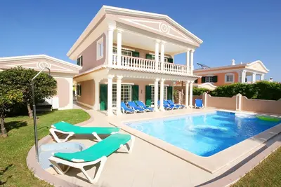 Image de Luxe villa de 5 chambres, piscine privée - A / C - Wi-Fi - Jardin - 2926 / Al