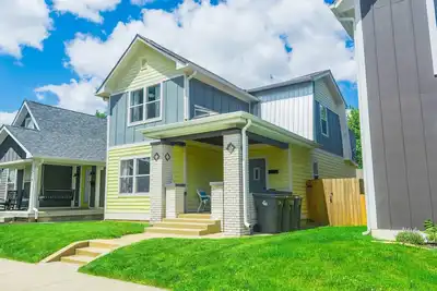 Image de New 4 Bedroom House for Downtown Travelers! ! !