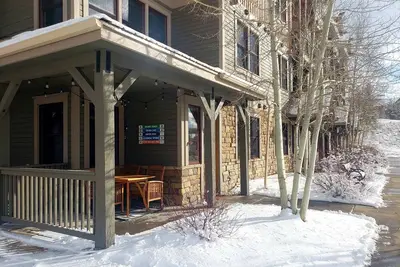 Image de Ski, Hike, Bike, Fish, Golf (and more). . . right outside your front door!