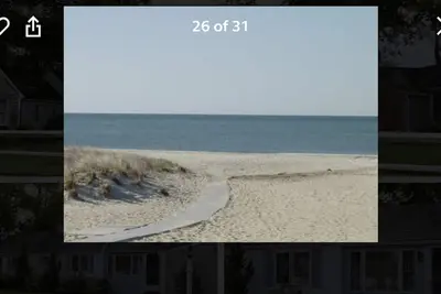 Cozy condo in downtown Harwich Port short walk to Bank Street Beach