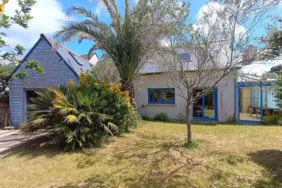 Image de Maison bretonne rénovée à 100m de la mer avec petite vue mer à Tregastel