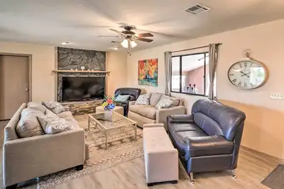 Image de Lake Havasu City Home w/ Views: 3 Mi to Marina!