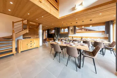 Image de Grand appartement en duplex avec terrasse & sauna, plein centre - 11 personnes