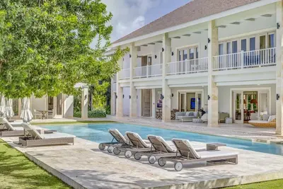 Image de Villa Mandala - Six Chambres Villa, Couchages 14