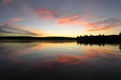 Image de Picturesque Lakeside Bunkhouse in Maine