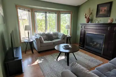 Image de Motherlode Manor 3 ~ Home in the Wilderness City