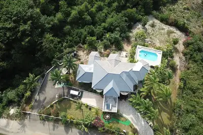 Image de Breathtaking Views  Emerald Views! ! ! ! Attention Eco Tourism lovers! !