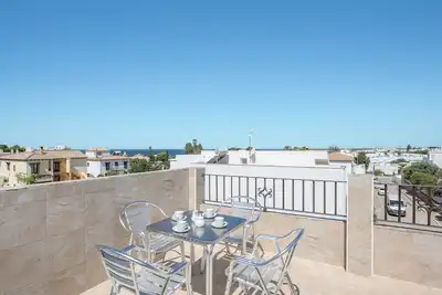 Image de Appartement \"Juan 2\" proche de la plage avec vue sur mer, climatisation et terrasse