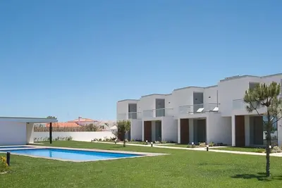 Image de Wonderful Algarve Villa | Casa Sagres Sete | 3 Bedrooms | 5 Minutes Walk to Resort Centre & Beach | Sagres