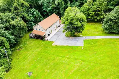 Image de Scenic Mountain Top Retreat with 28 Beds