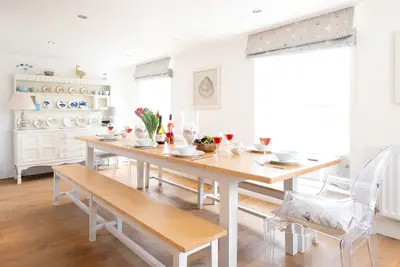 Image de Mansard House - sleeps 9 guests in 5 bedrooms
