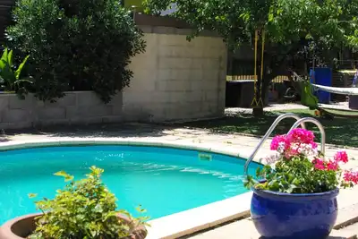 Image de Villa au sud au calme avec piscine, proche de la Mer