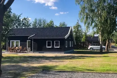 Image de Belle maison à Strijen avec WiFi