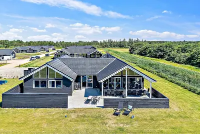 Image de Belle maison à Nørre Nebel avec sauna