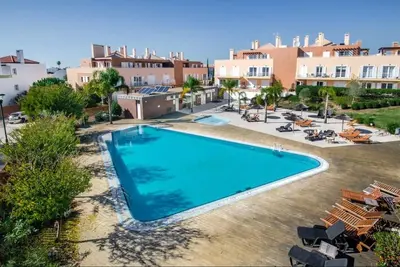 Image de Gardens Cabins 1 Bedroom Apart Ground Floor Garden View