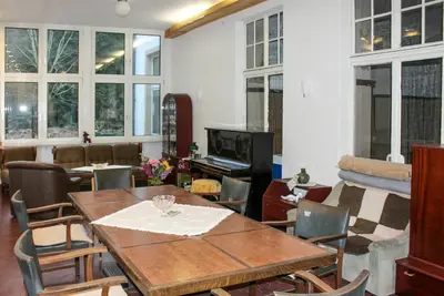 Image de Bel appartement pour 6 personnes avec Wifi, bain à remous, Tv, patio, animaux admis et parking