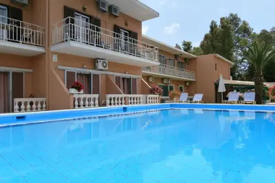 Image de River studio 3 person with swimming pool
