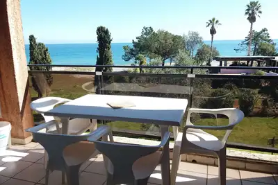 Image de San Nicolao de Moriani: les Marines studio sea view with direct beach access.