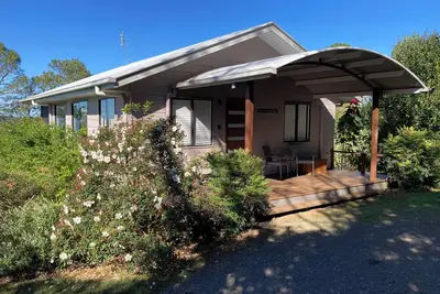 Image de Enjoy stunning views of the Glasshouse Mountains and the rolling countryside