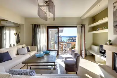 Image de Laguna View 3br Condo in Porto Heli by Jj Hospitality-