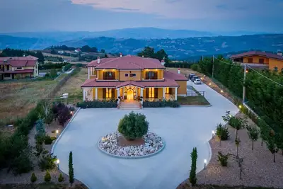 Image de Villa Panorama, Outside the charming village of Oratino