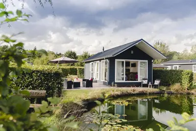 Image de Spacious lodge with nice terrace!