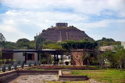 Image de House Near the Center With Parking