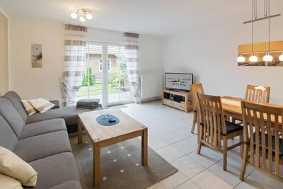 Image de Beautiful terraced house Meerzeit in a central location