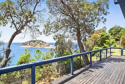 Image de 38 Cooks Crescent Ocean views from every room