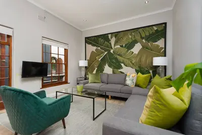 Image de Gorgeous Green Point Home | 2 Bedroom | Patio