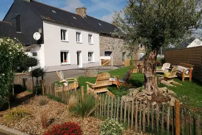 Image de Maison de vacances \" l'Avaugour\" avec jardin et accès à notre ferme pédagogique.