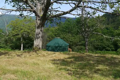 Image de Calme et cocooning, la yourte Marguerite