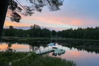 Image de Beautiful Private Lakefront new Log Home