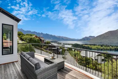 Image de Million Dollar Views | Central Luxury & World Award Winning Views